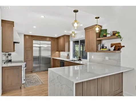 13162 NW Mcnamee Road Portland OR 97231