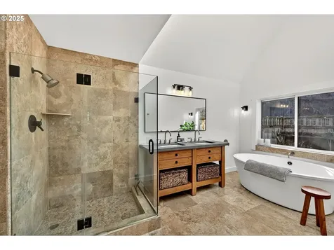 13162 NW Mcnamee Road Portland OR 97231