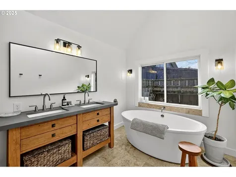 13162 NW Mcnamee Road Portland OR 97231