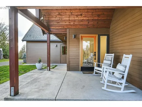 13162 NW Mcnamee Road Portland OR 97231