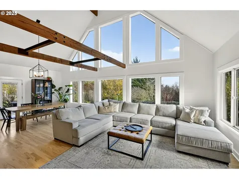 13162 NW Mcnamee Road Portland OR 97231
