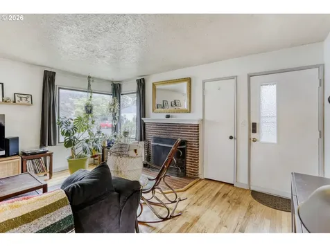 5108 SE Insley Street Portland OR 97206