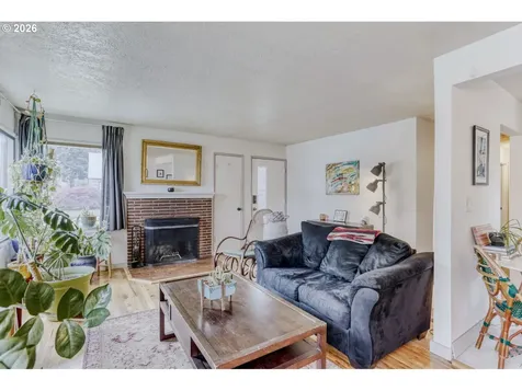 5108 SE Insley Street Portland OR 97206