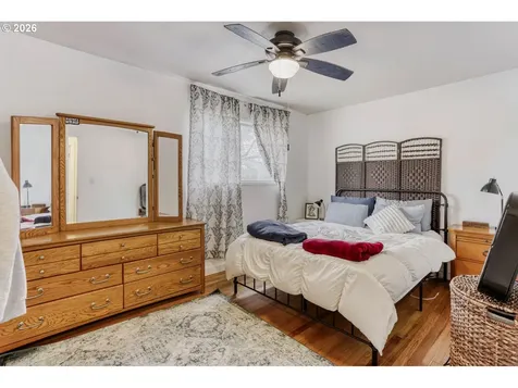 5108 SE Insley Street Portland OR 97206