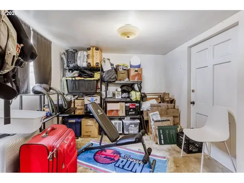 5108 SE Insley Street Portland OR 97206