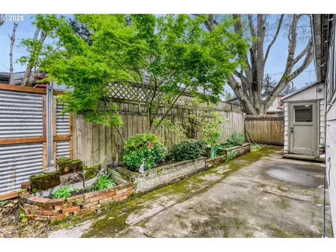 5108 SE Insley Street Portland OR 97206
