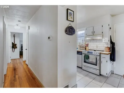5108 SE Insley Street Portland OR 97206