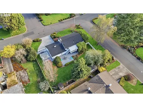 3676 SE Pine Street Hillsboro OR 97123