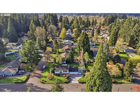 3676 SE Pine Street Hillsboro OR 97123