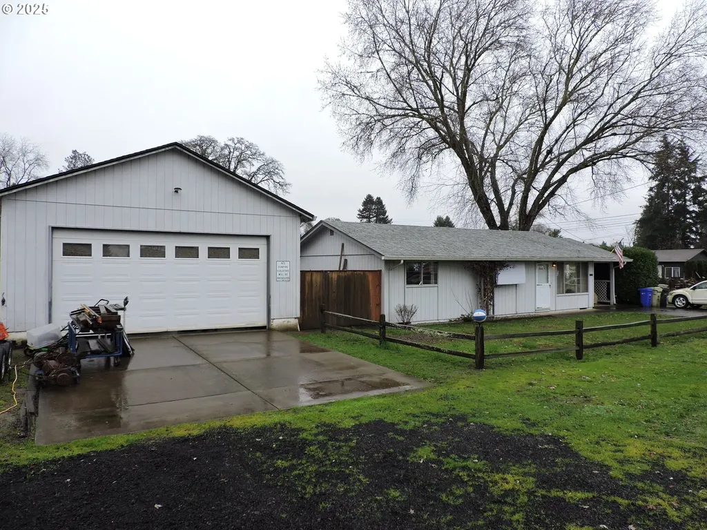 1316 S Beech Street Cornelius OR 97113