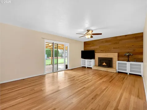1530 SE 10th Street Gresham OR 97080