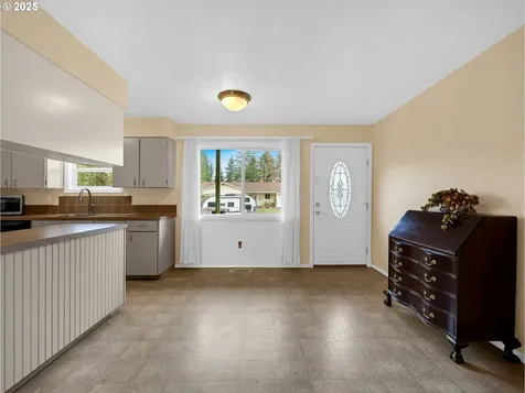 1530 SE 10th Street Gresham OR 97080