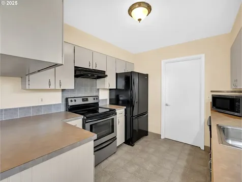 1530 SE 10th Street Gresham OR 97080