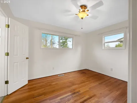 1530 SE 10th Street Gresham OR 97080