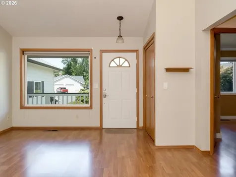 885 SE Rachel Court Dallas OR 97338