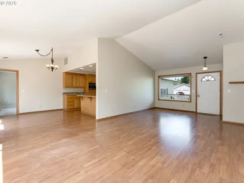 885 SE Rachel Court Dallas OR 97338