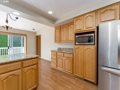 885 SE Rachel Court Dallas OR 97338