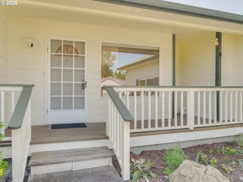 885 SE Rachel Court Dallas OR 97338
