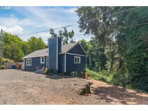 1910 NE 12th Street Lincoln City OR 97367