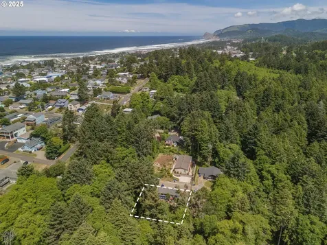 1910 NE 12th Street Lincoln City OR 97367