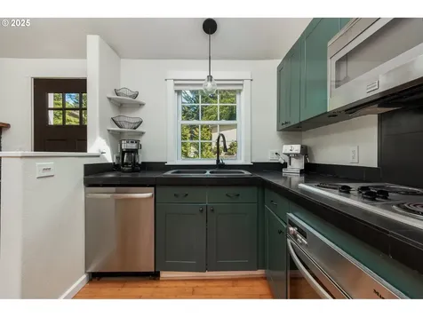 1910 NE 12th Street Lincoln City OR 97367