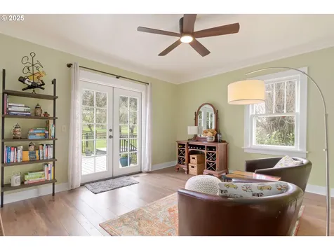 26355 Valley View Drive Cheshire OR 97419