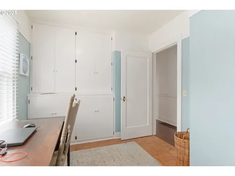 26355 Valley View Drive Cheshire OR 97419