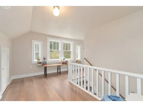 26355 Valley View Drive Cheshire OR 97419