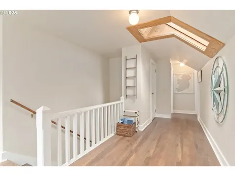 26355 Valley View Drive Cheshire OR 97419