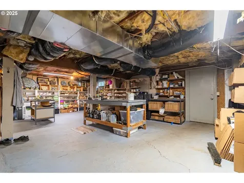 26355 Valley View Drive Cheshire OR 97419