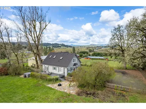 26355 Valley View Drive Cheshire OR 97419