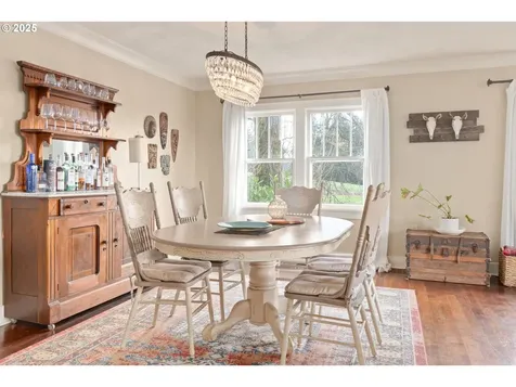 26355 Valley View Drive Cheshire OR 97419