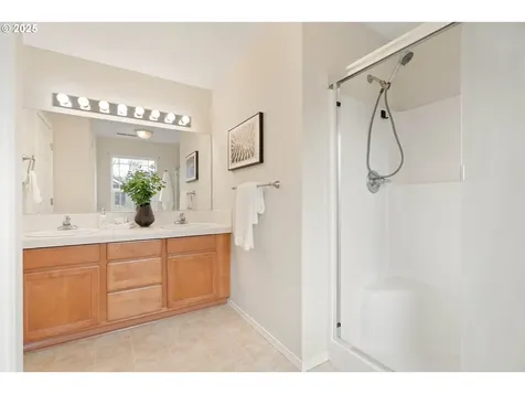 1624 SW Wright Place Troutdale OR 97060
