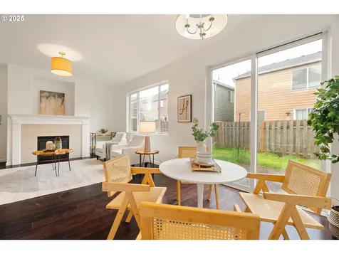1624 SW Wright Place Troutdale OR 97060