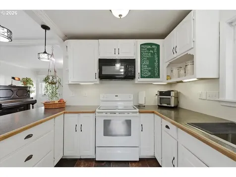 731 NW Hill Street Camas WA 98607