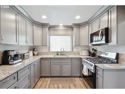 11213 SE 242nd Avenue Damascus OR 97089