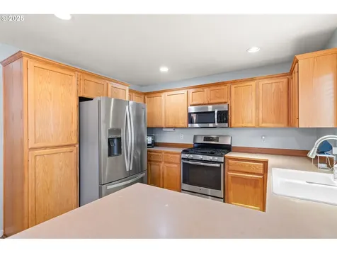 2207 NE 107th Street Vancouver WA 98686