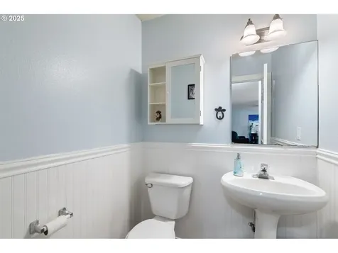 2207 NE 107th Street Vancouver WA 98686