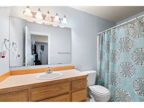 2207 NE 107th Street Vancouver WA 98686