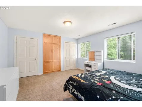 2207 NE 107th Street Vancouver WA 98686