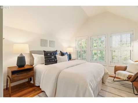1304 SE 51st Avenue Portland OR 97215