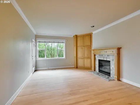 4746 Amherst Court Lake Oswego OR 97035
