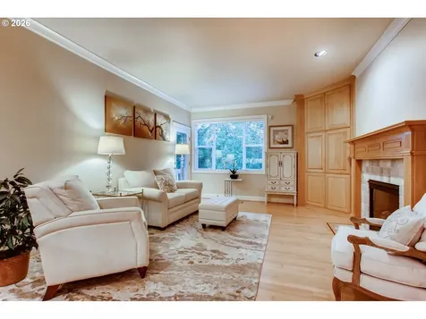 4746 Amherst Court Lake Oswego OR 97035
