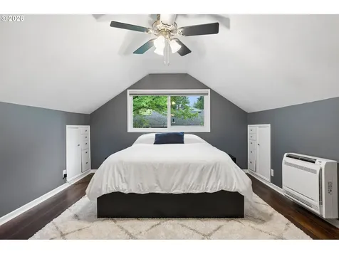 7010 SW 35th Avenue Portland OR 97219