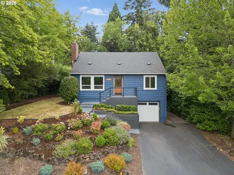 7010 SW 35th Avenue Portland OR 97219