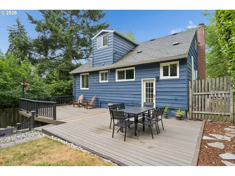 7010 SW 35th Avenue Portland OR 97219