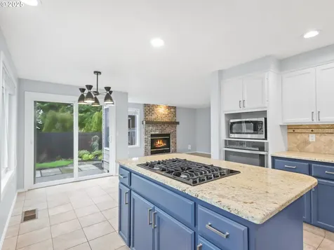 4185 NW 176th Avenue Portland OR 97229