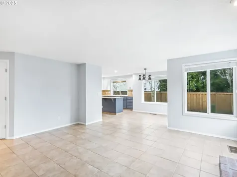 4185 NW 176th Avenue Portland OR 97229