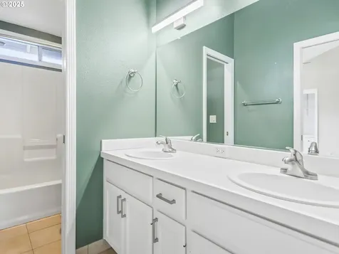 4185 NW 176th Avenue Portland OR 97229