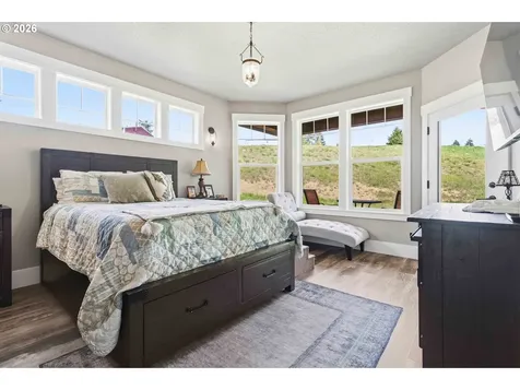 30 Forest Heights Cathlamet WA 98612